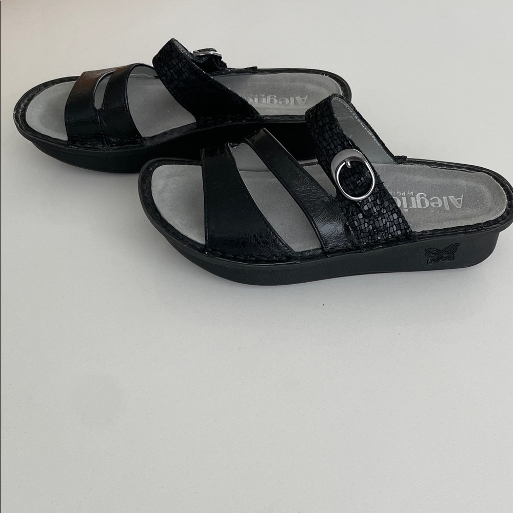 ALEGRIA •  Women's Black Strappy Sandals • 37 - Picture 6 of 13